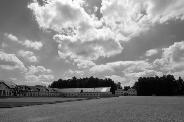 Dachau-9